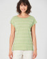 Preview: Frau mit HempAge Hanf T-Shirt Farbe matcha